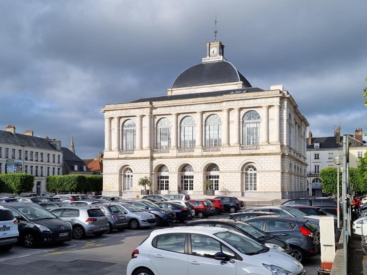 Bel Appart - Rez-De-Chaussee - Hyper Centre Saint-Omer  Exterior foto